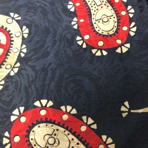 Opera Elegant Fringed Scarf by Cisco VTG 100% Silk. Double faced - Picture 7 of 7